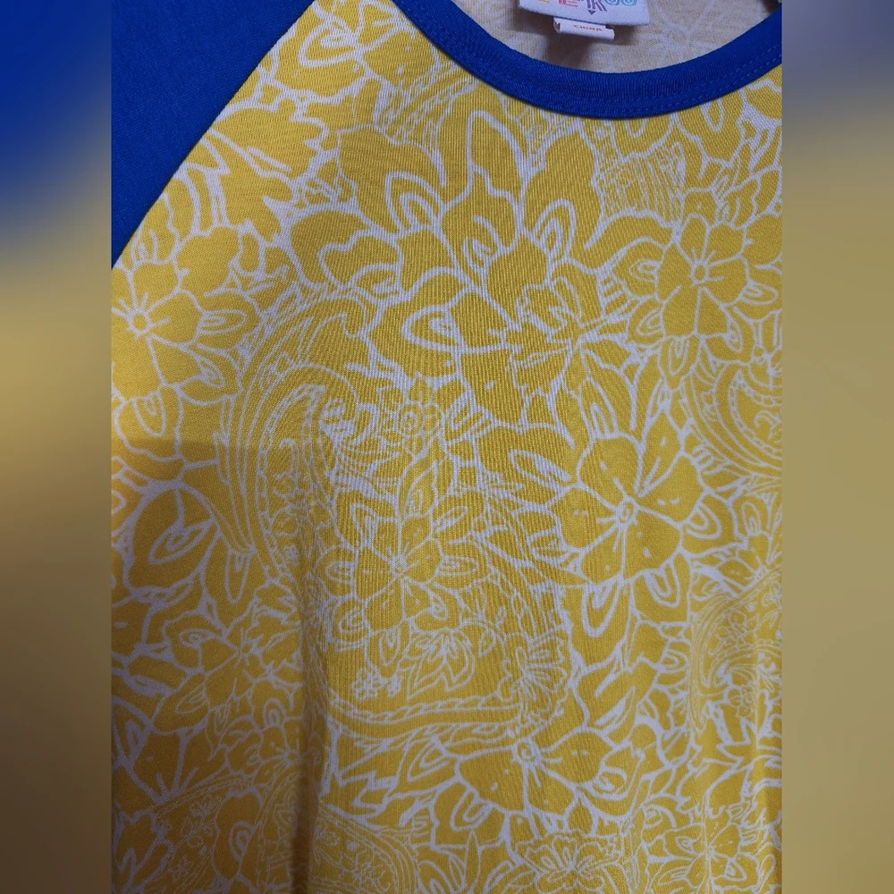 LuLaRoe Blue and Yellow Short Sleeve Tee - Picture 2 of 3